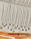 Colar inicial em prata 925