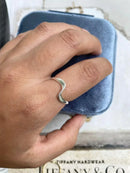 Anel Ondulado Liso em Prata 925