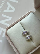 Brinco Gotinha com Zircônia Cristal e Lilás em Prata 925 de Ródio Branco