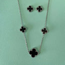 Conjunto Trevo Pedra Onix Reconstituída