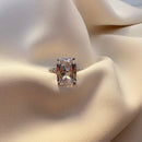 Anel Sofi Cravejado Com Zircônia